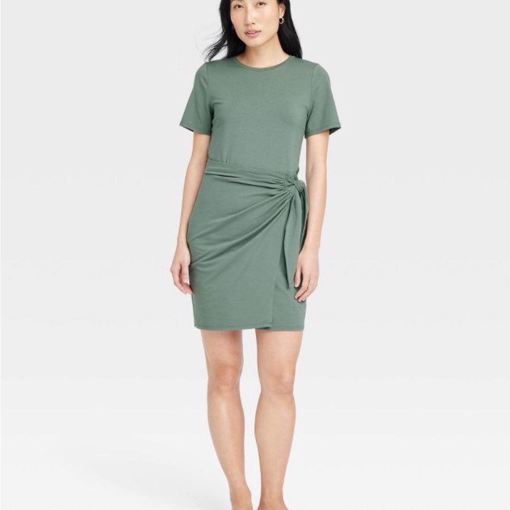 NWT T Shirt Faux Wrap Dress